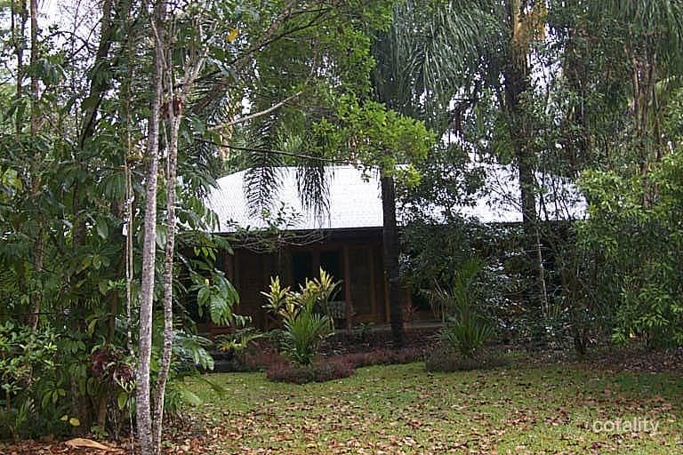 4 Ruby Cl, Caravonica, QLD 4878