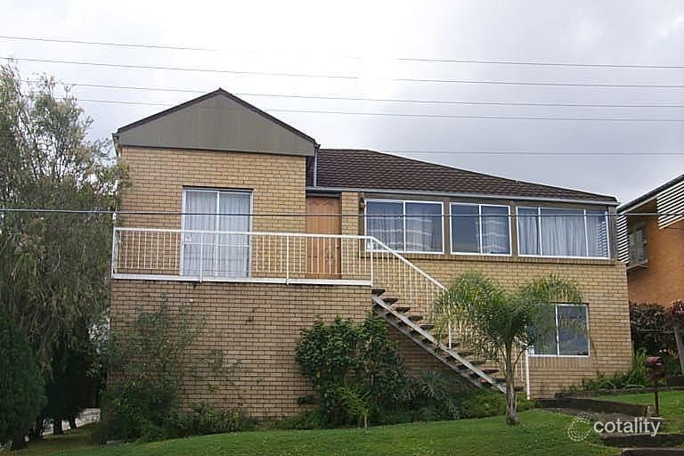 11 Fairleigh St, Windsor, QLD 4030