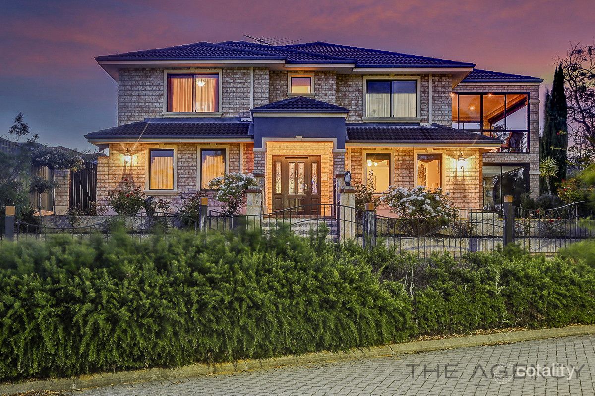 2 Cockatoo Rdge, Joondalup, WA 6027