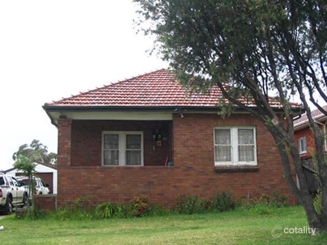 56 Wolli St, Kingsgrove, NSW 2208