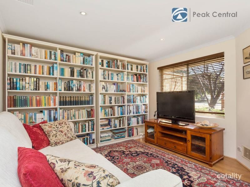 86a Kitchener Rd, Alfred Cove, WA 6154