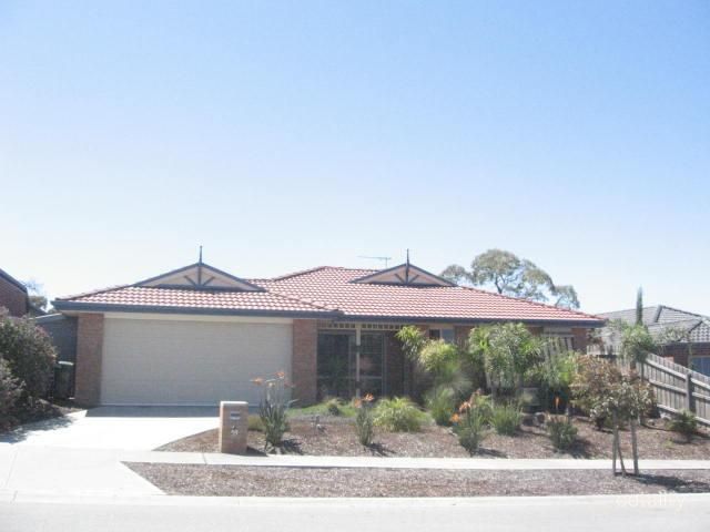 59 Protea St, Carrum Downs, VIC 3201