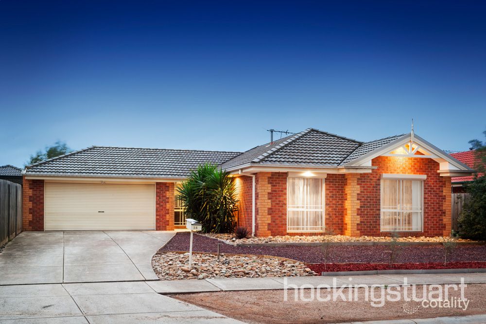 35 Kayla Way, Kurunjang, VIC 3337
