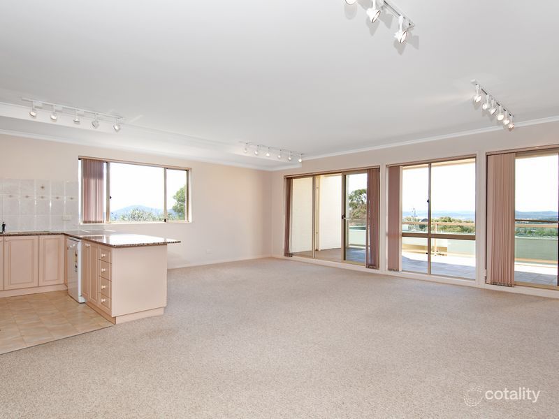 10/27 Leahy Cl, Narrabundah, ACT 2604