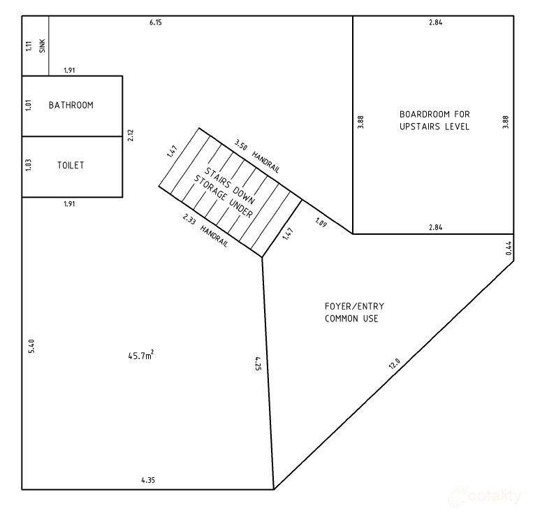 1/2 Moore St, West Gosford, NSW 2250