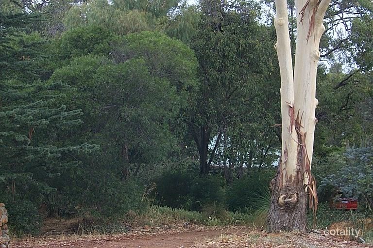 13 Parke Rd, Gooseberry Hill, WA 6076