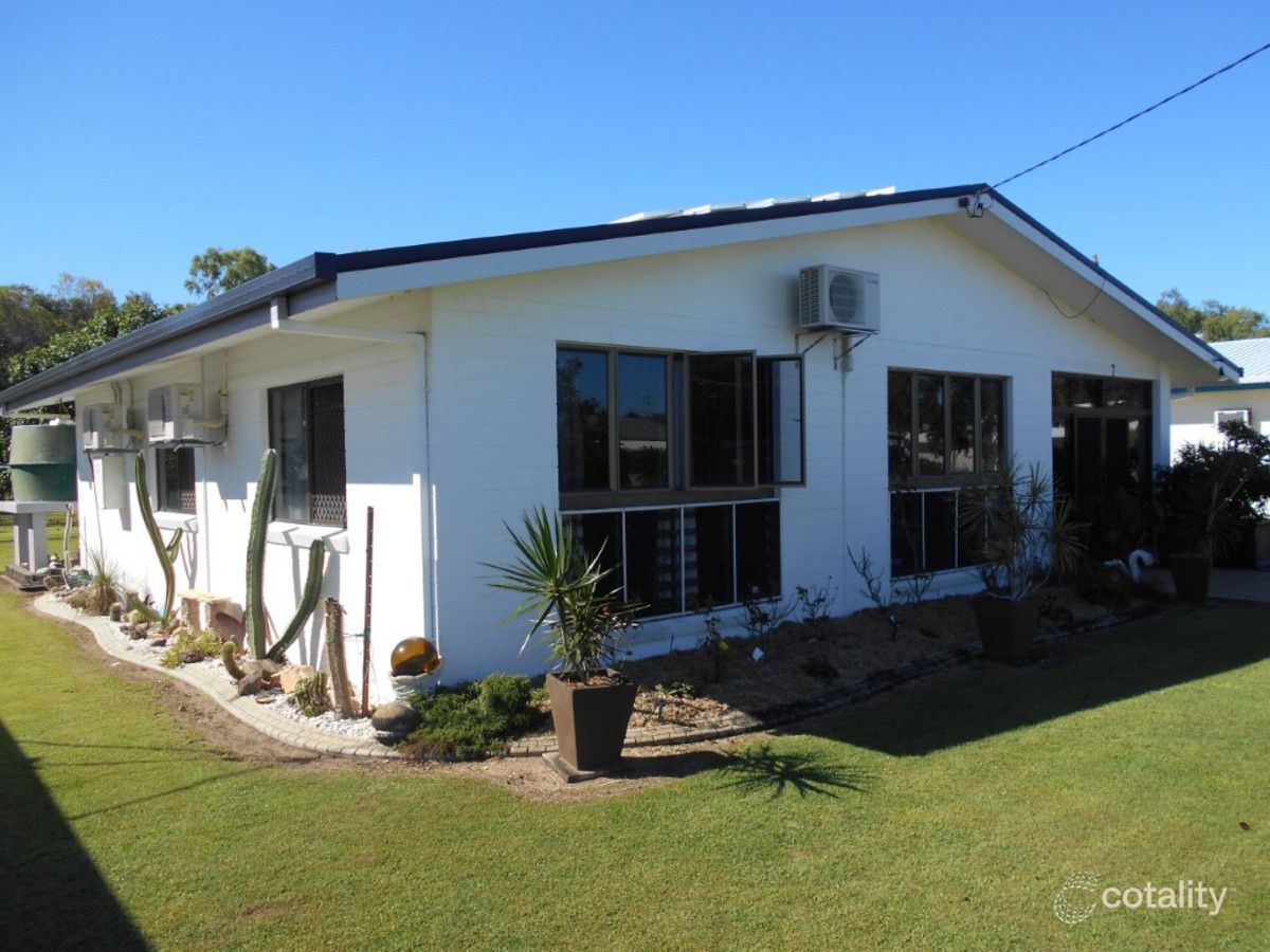 7 Herring St, Taylors Beach, QLD 4850