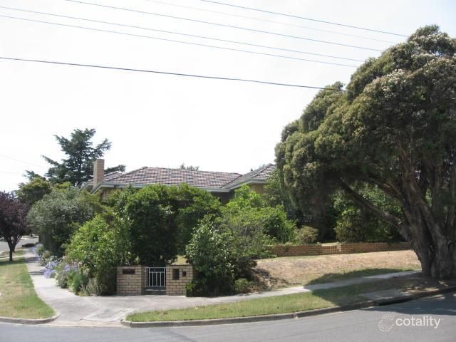 5 Davis St, Doncaster, VIC 3108