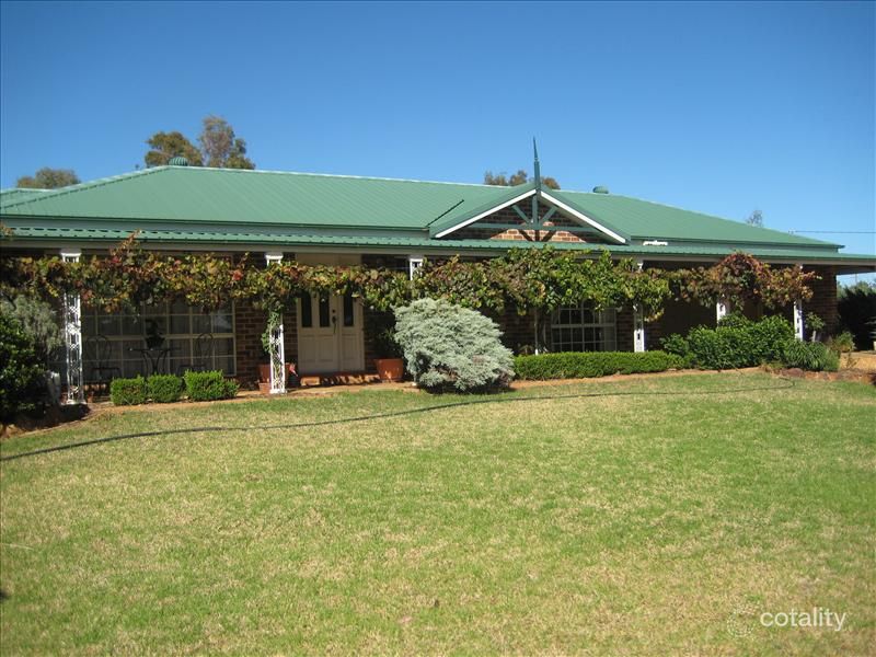 2r Pinedale Rd, Dubbo, NSW 2830