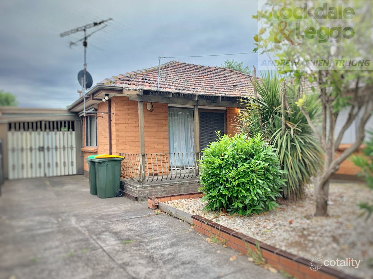 1/13 Stradbroke Dr, St Albans, VIC 3021