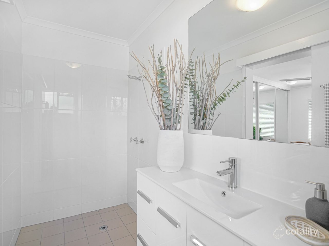 9/105-107 Collins Ave, Edge Hill, QLD 4870