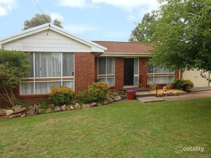 4 Koyong Cl, Moss Vale, NSW 2577