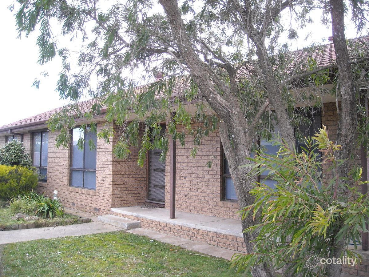 27 Clover St, Wendouree, VIC 3355