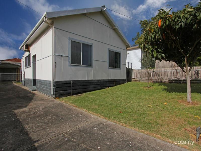 41 Sixth Ave, Rosebud, VIC 3939