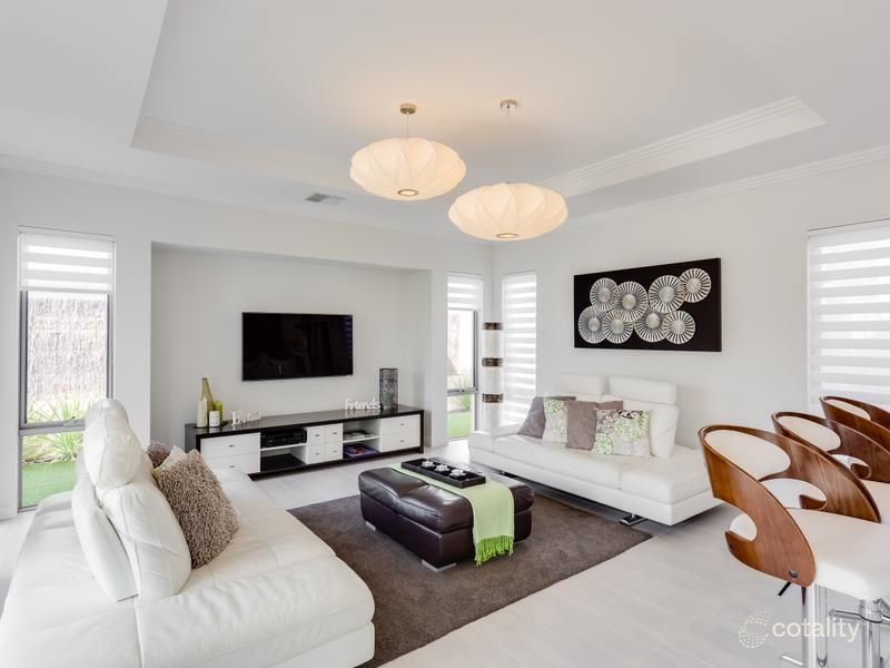 7 Anthus Cnr, Waterford, WA 6152