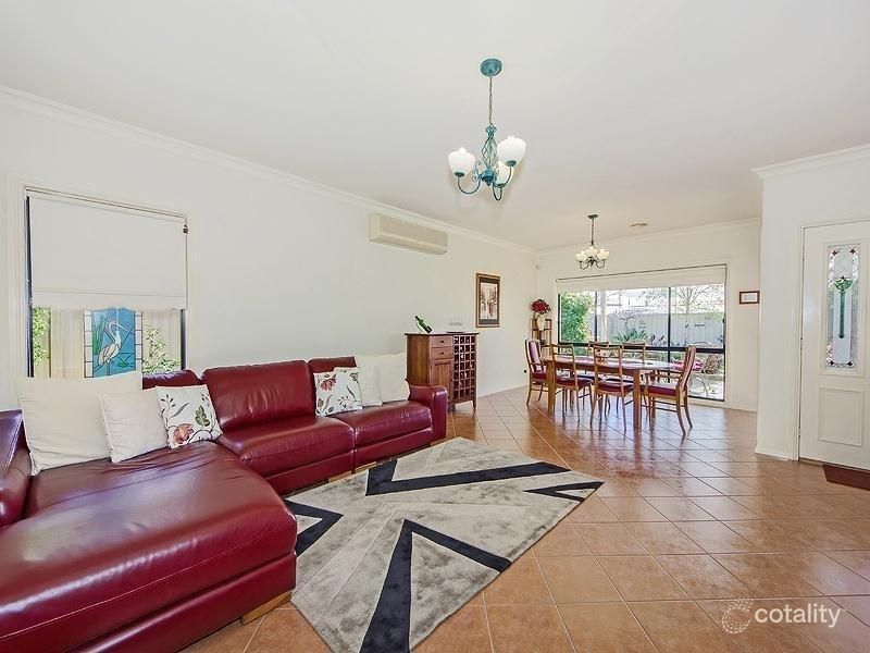 7 Hepburn Way, Caroline Springs, VIC 3023