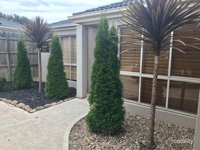 2/14 Maple St, Trafalgar, VIC 3824