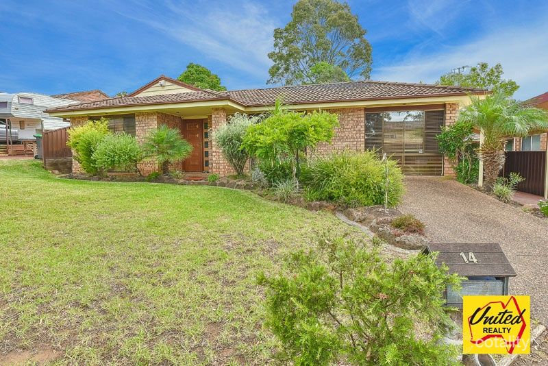 14 Anthony Dr, Rosemeadow, NSW 2560