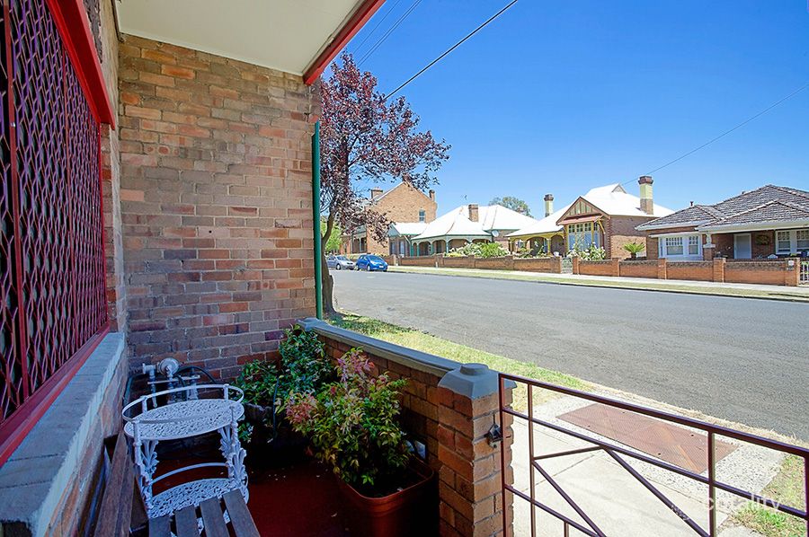 147 Hassans Walls Rd, Lithgow, NSW 2790