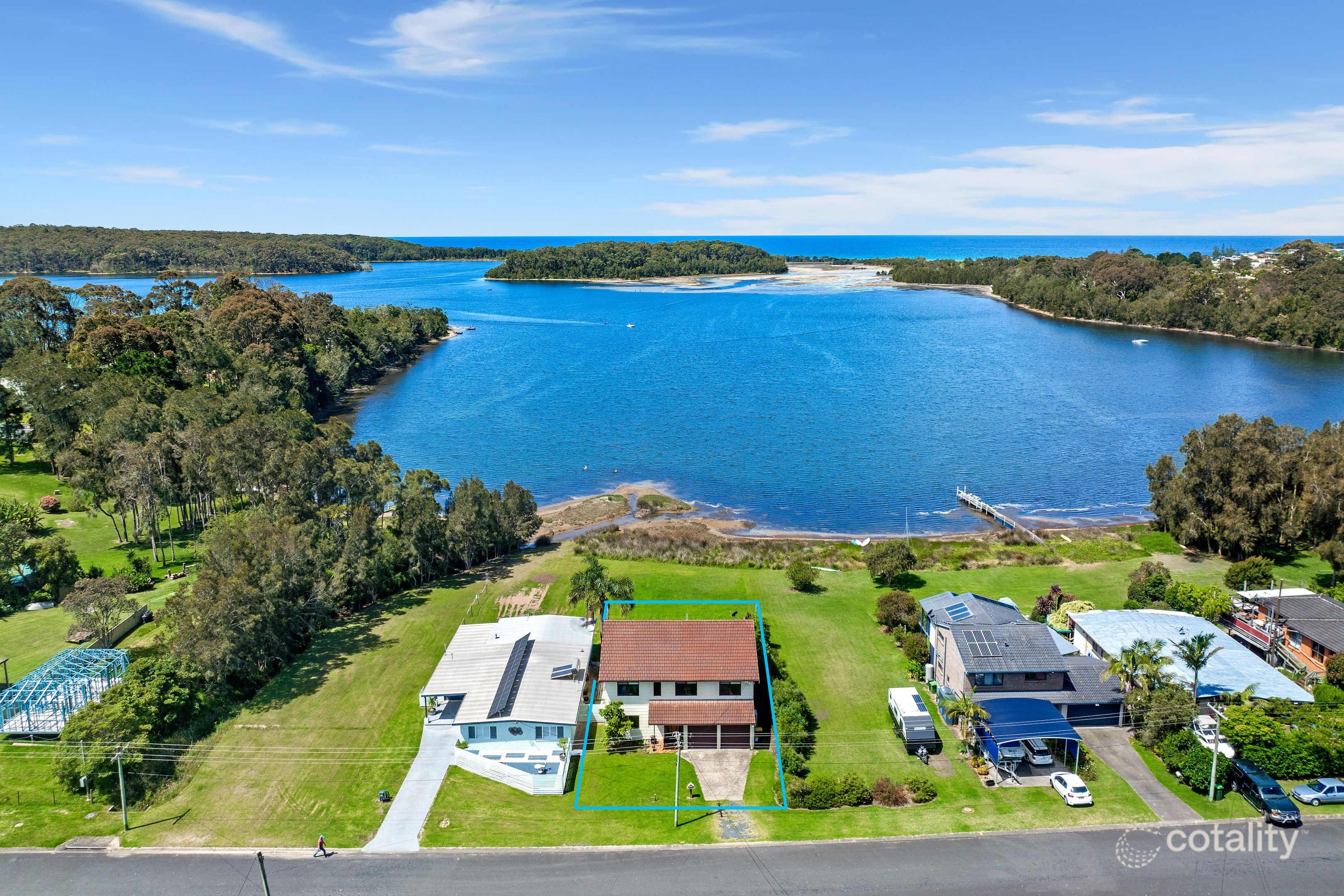 35 Myuna St, Dalmeny, NSW 2546