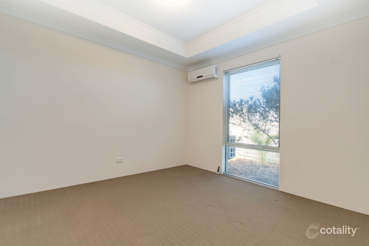 70 Ashbourne Ave, Ridgewood, WA 6030