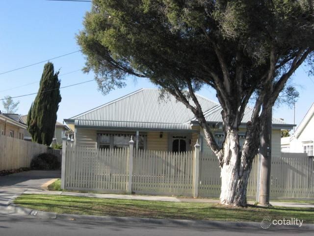 82a Hoffmans Rd, Essendon, VIC 3040