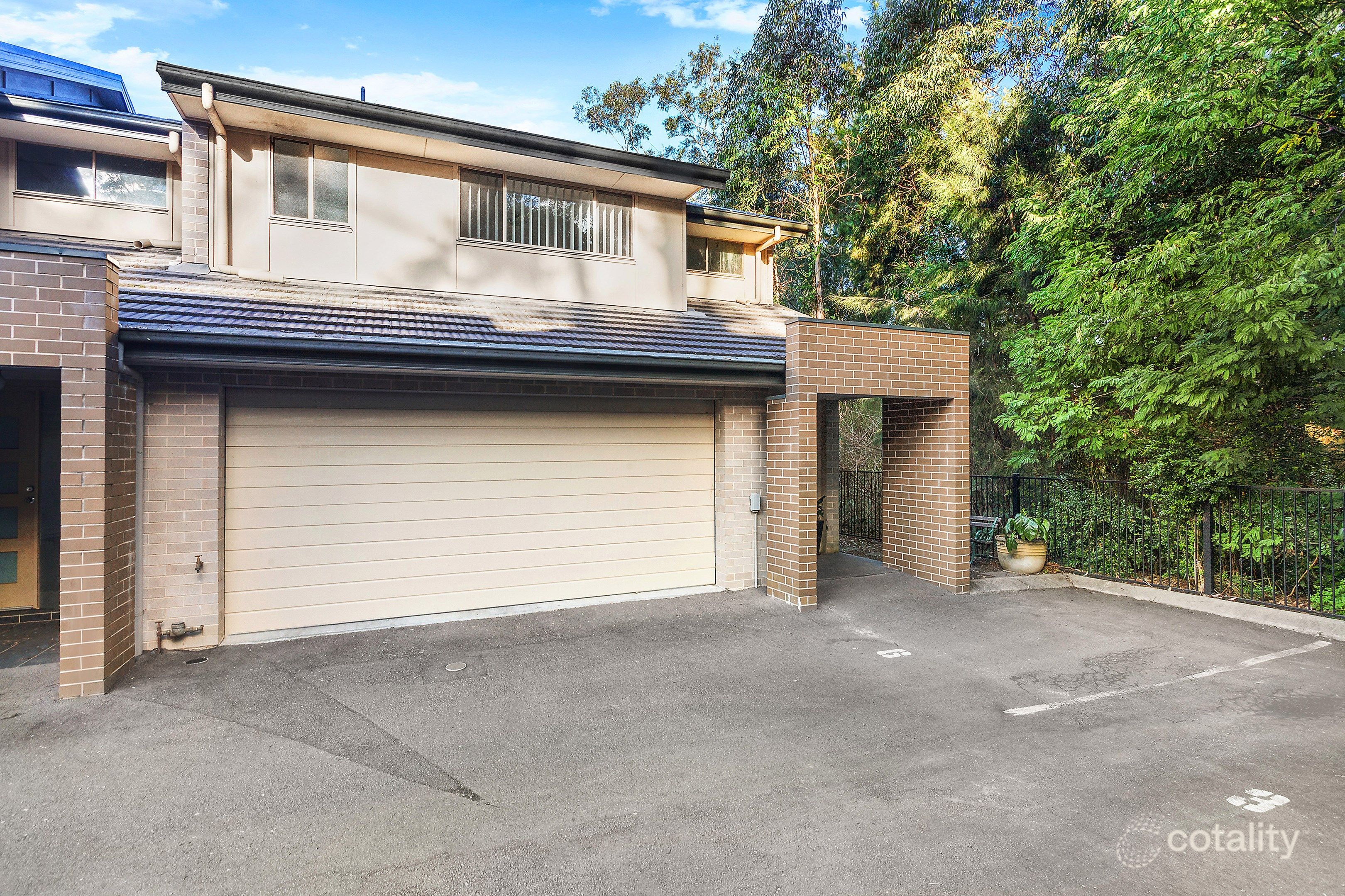 6/20a Kinarra Ave, Wyoming, NSW 2250