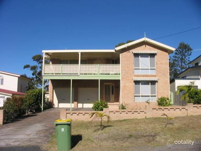 4 Strickland Rd, Killarney Vale, NSW 2261