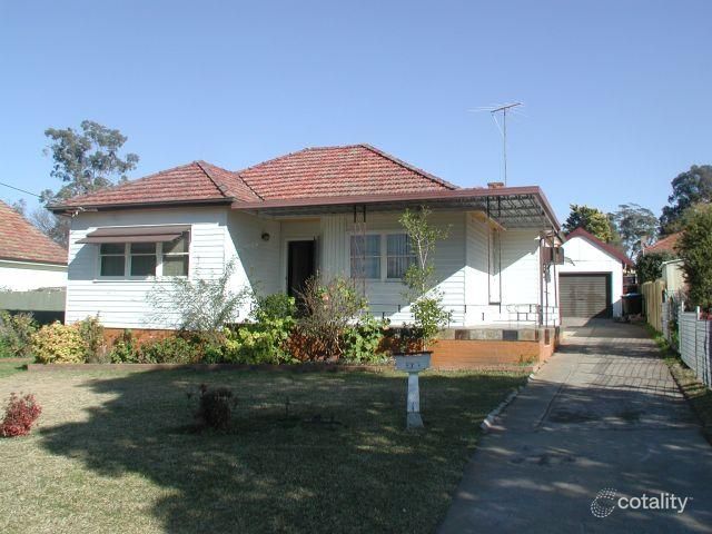 7 Kimbarra Ave, Camden, NSW 2570