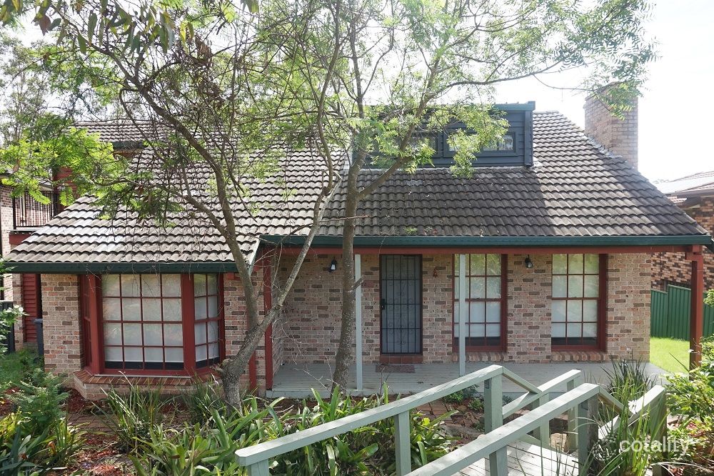 15 Greco Pl, Rosemeadow, NSW 2560