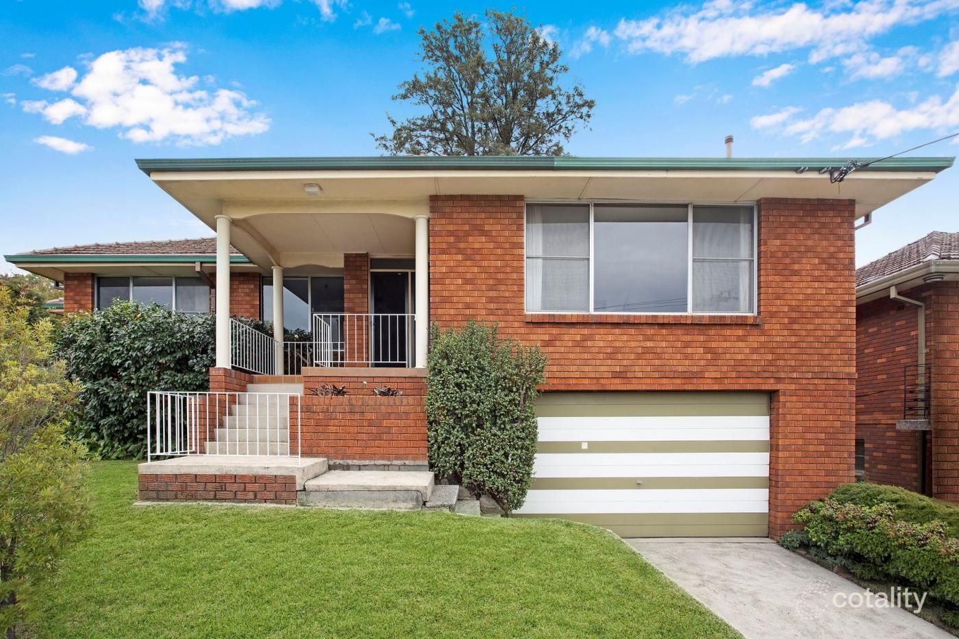 8 Lochinvar Pde, Carlingford, NSW 2118