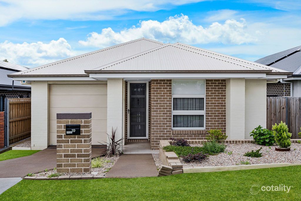 19 Charlton St, Wilton, NSW 2571