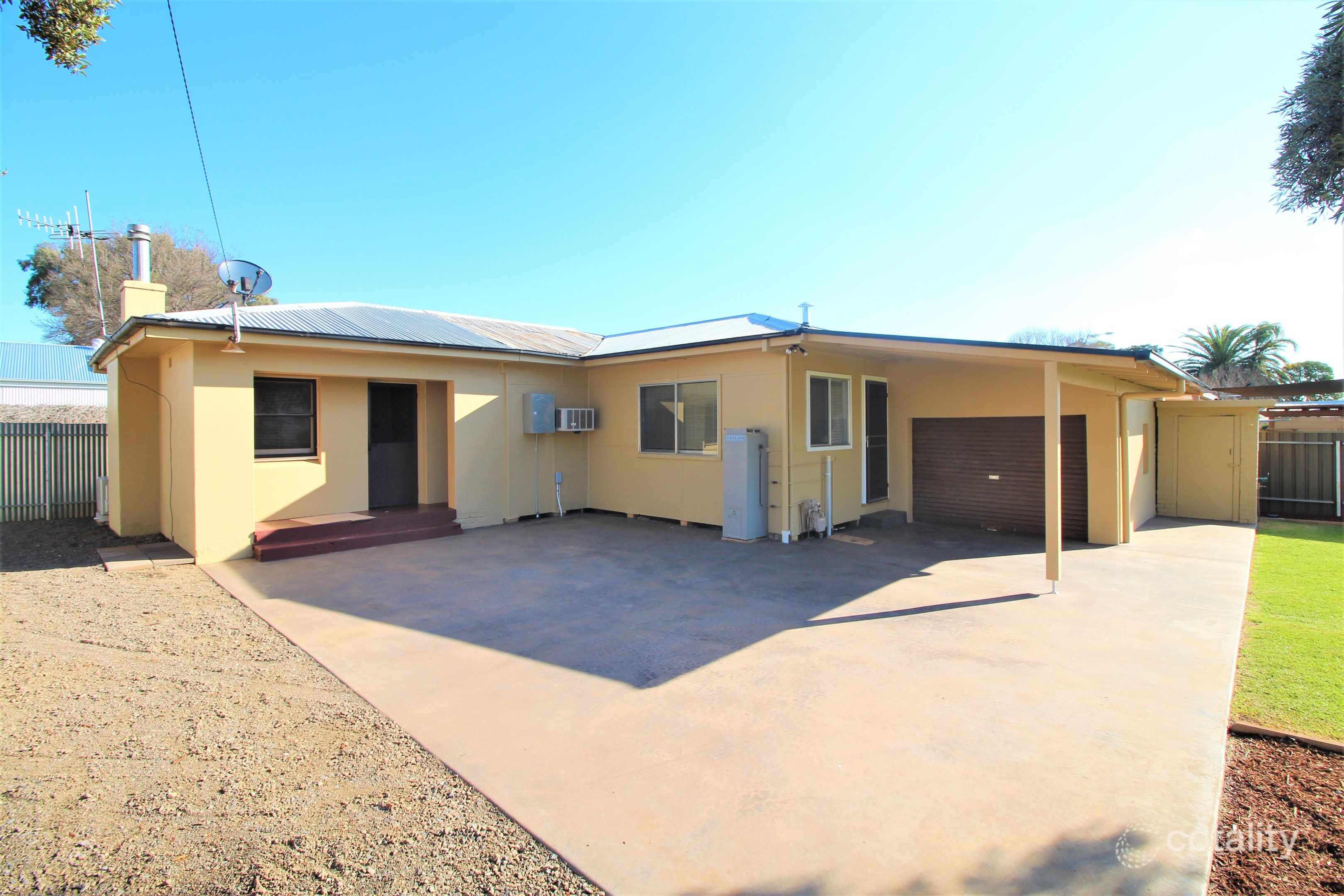 8 Dickson St, Lake Wyangan, NSW 2680