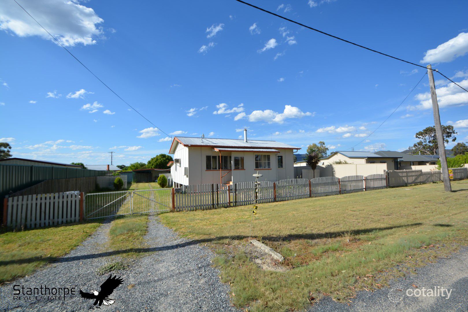 44 Border St, Wallangarra, QLD 4383