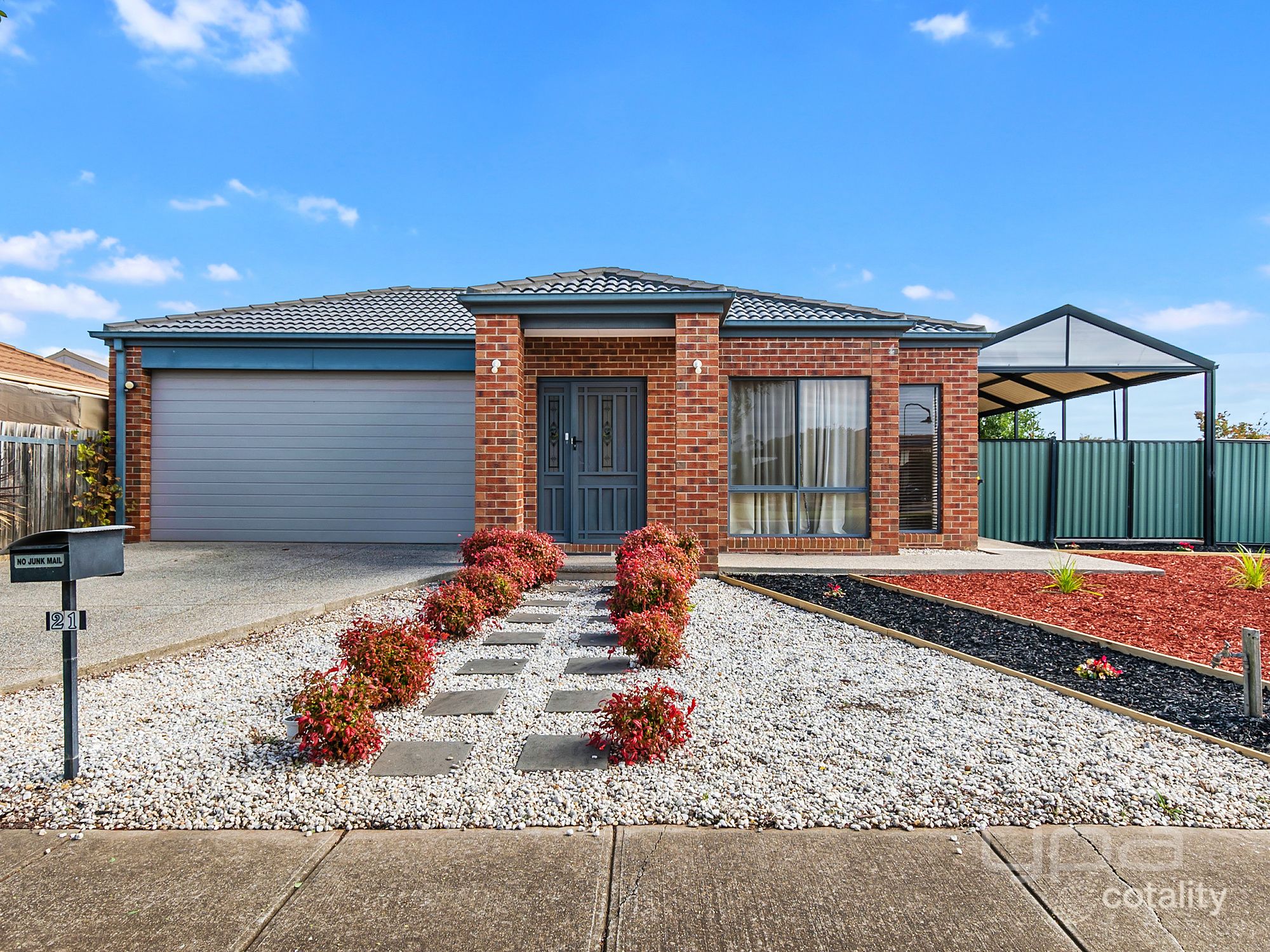 21 Trentwood Ave, Melton West, VIC 3337