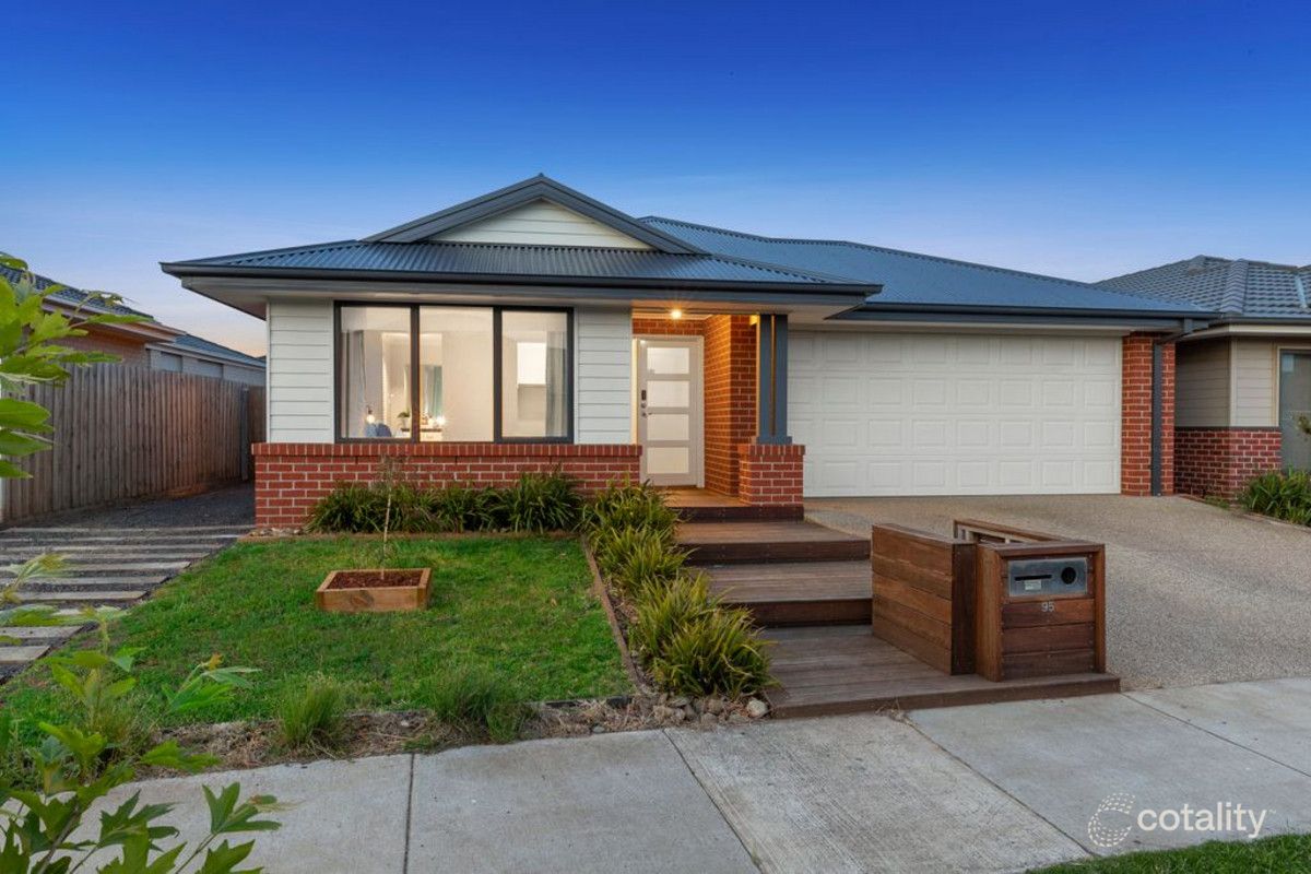 95 Coastside Dr, Armstrong Creek, VIC 3217