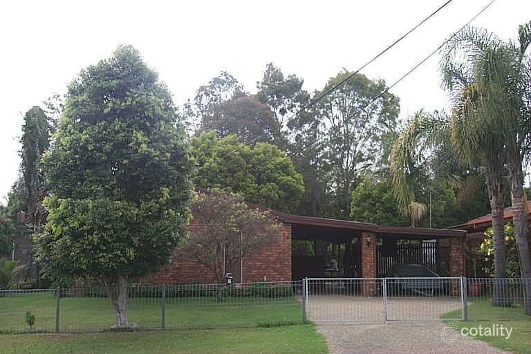 7 Enson St, Bundamba, QLD 4304