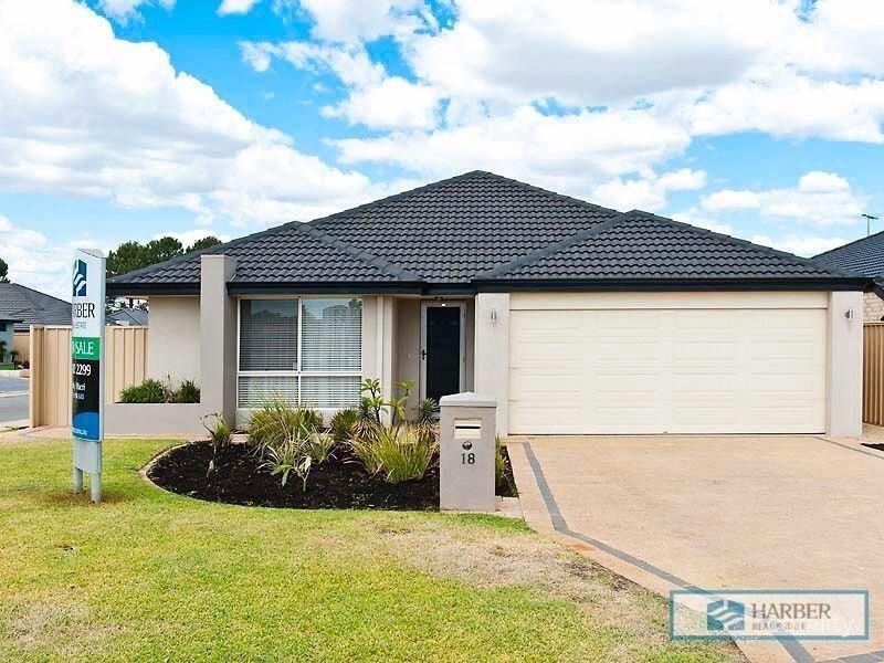 18 Copenhagen Dr, Hocking, WA 6065