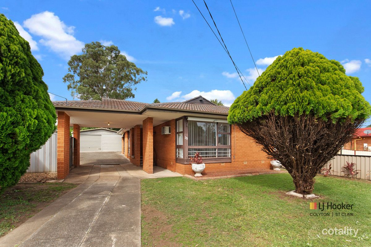 35 Saidor Rd, Whalan, NSW 2770