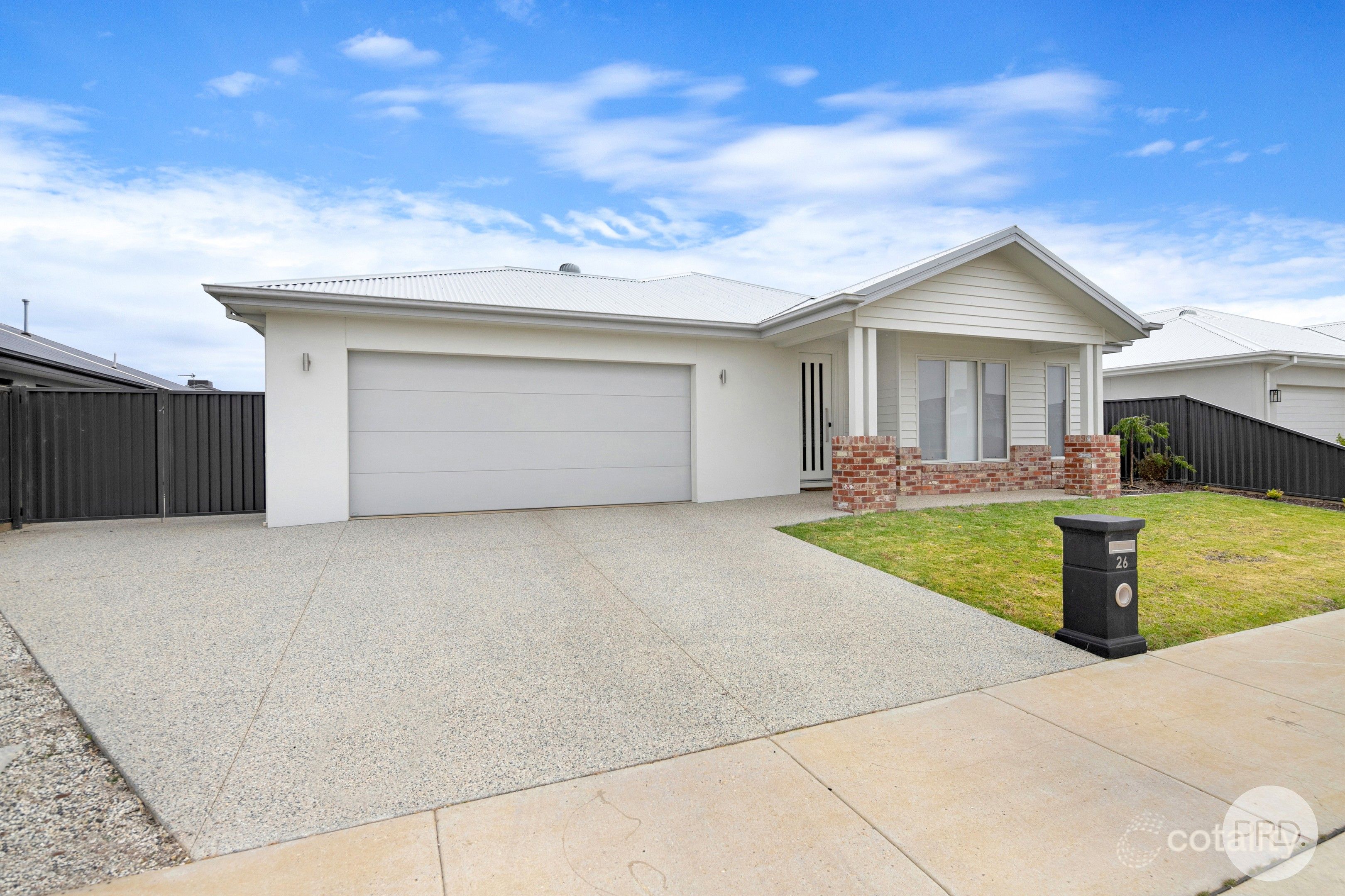 26 Grainger Pde, Lucas, VIC 3350