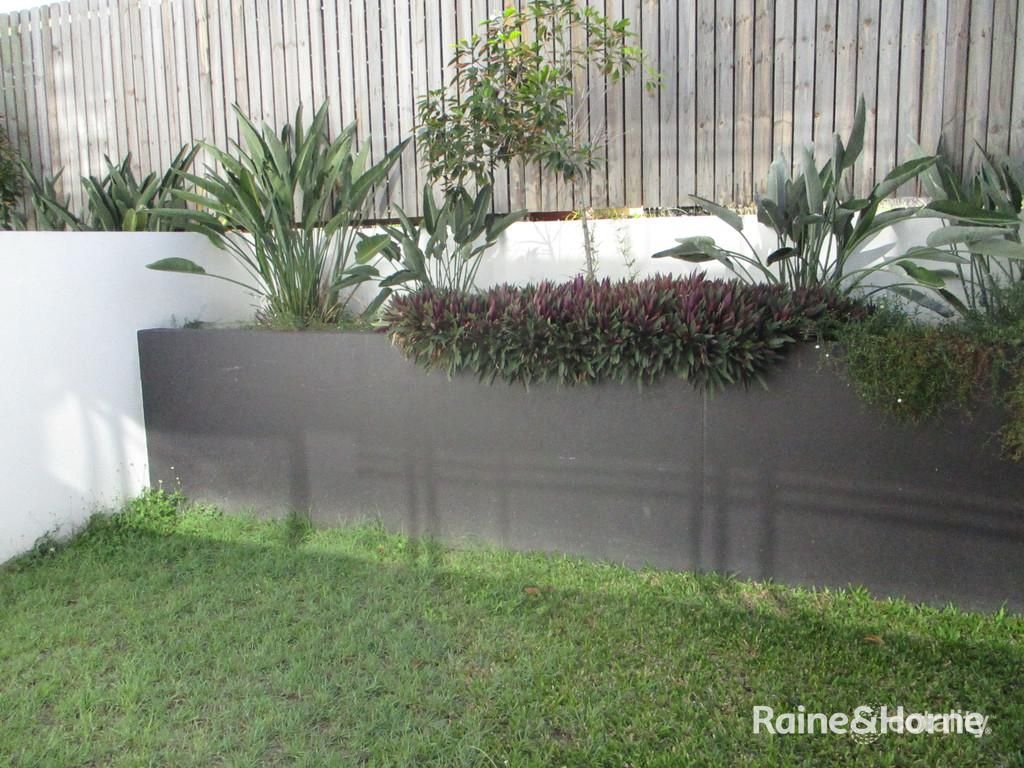 2/11 Glenlyon St, Gladstone Central, QLD 4680