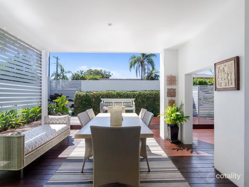 4 Tashey Ct, Bundall, QLD 4217