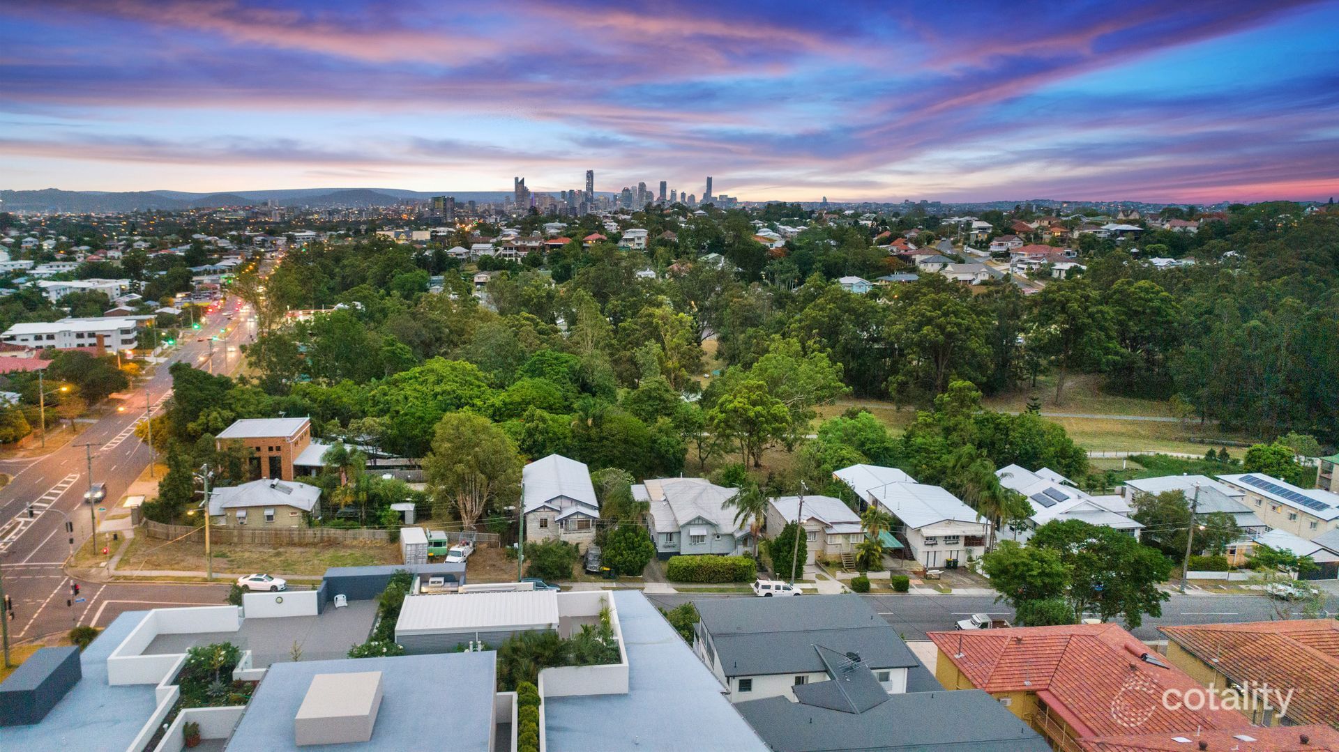 1/908 Logan Rd, Holland Park West, QLD 4121