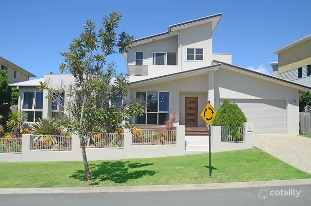 3 Port Peyra Cres, Varsity Lakes, QLD 4227