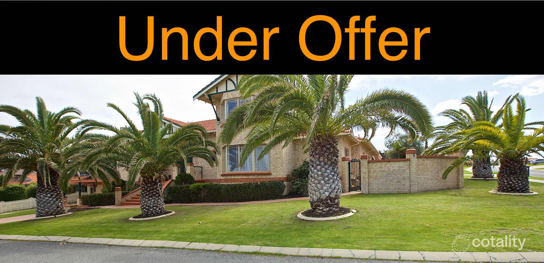 2 Heatherton Mews, Hillarys, WA 6025