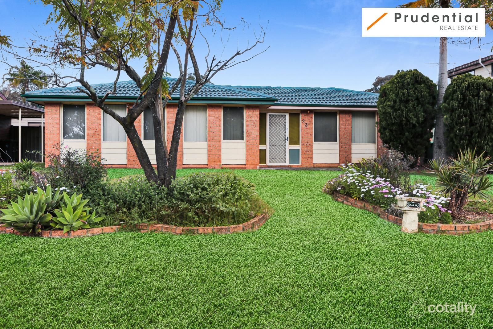 23 Delaunay St, Ingleburn, NSW 2565
