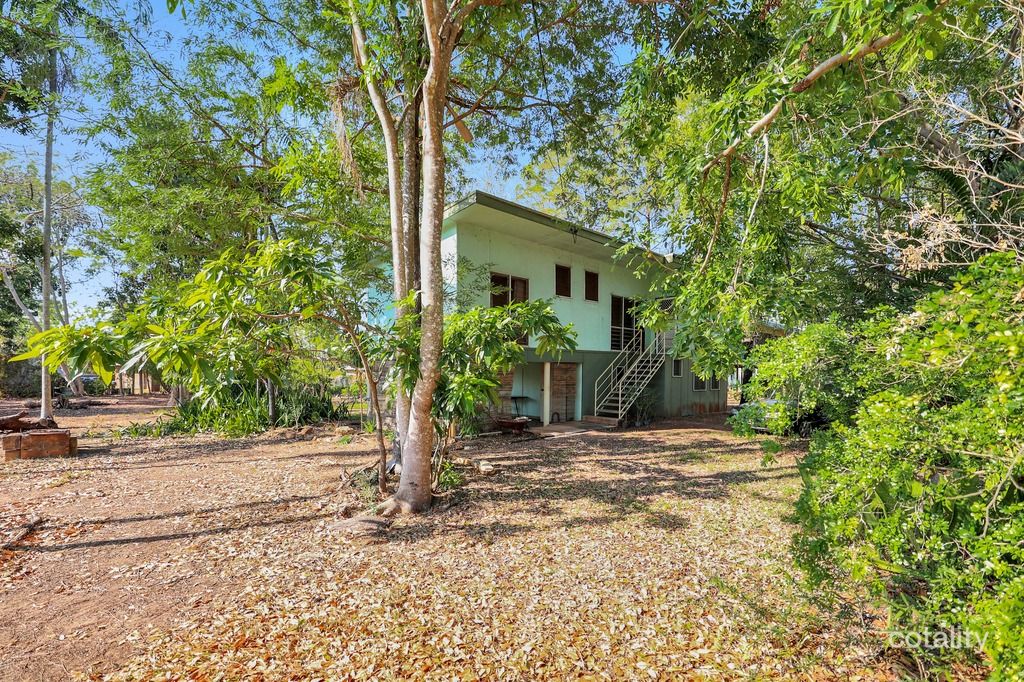 15 Kirra Cres, Batchelor, NT 0845