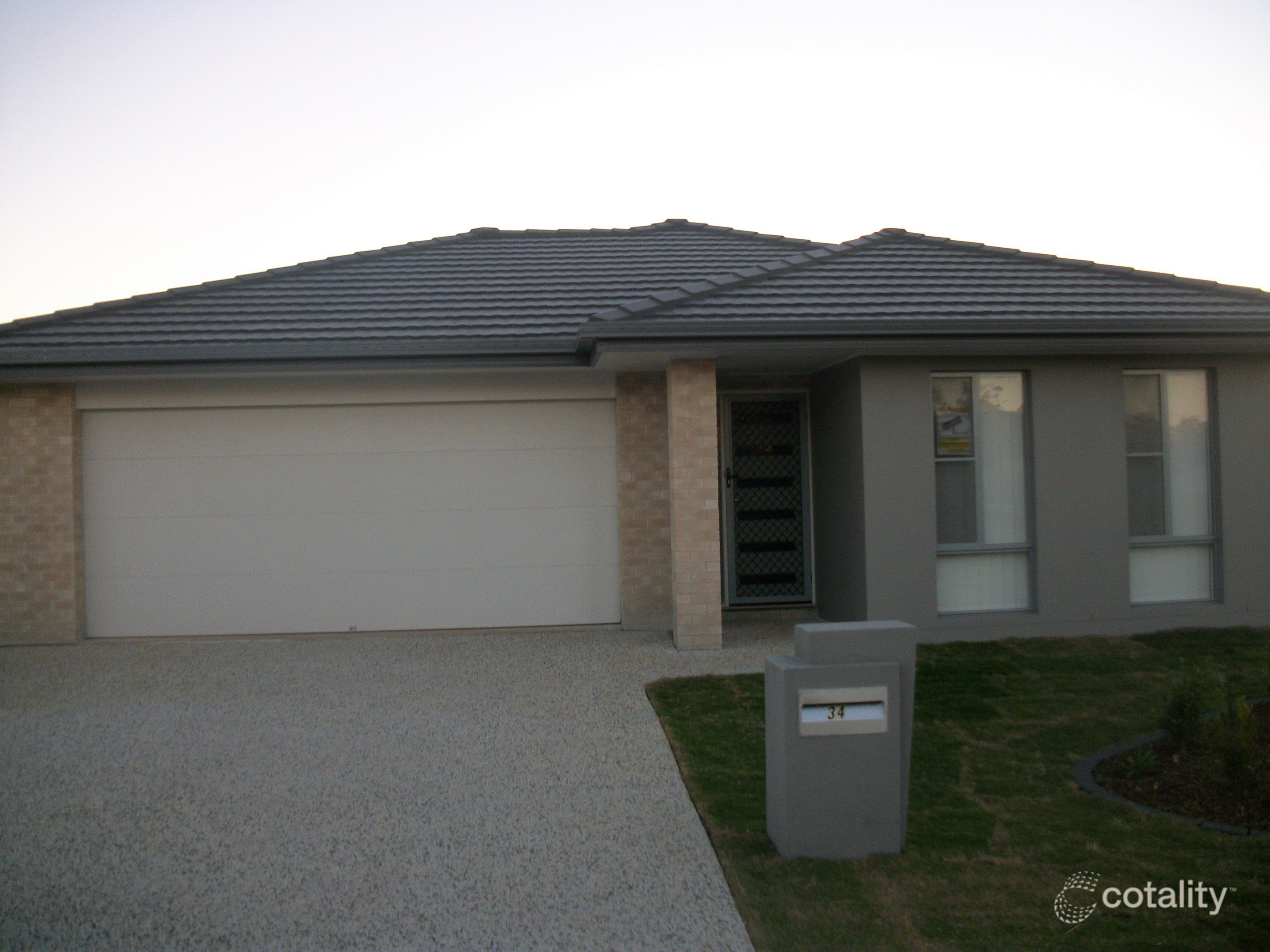 34 Essington Mews, Leichhardt, QLD 4305