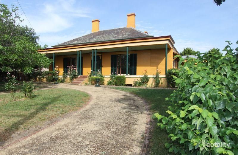 10 Cowper St, Goulburn, NSW 2580