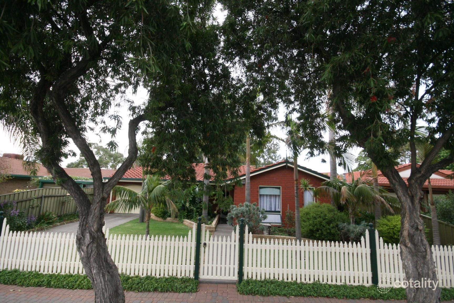 3 Bishop St, Renown Park, SA 5008